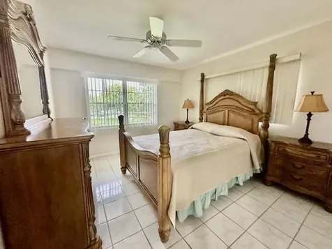588 Mansfield N Boca Raton FL 33434