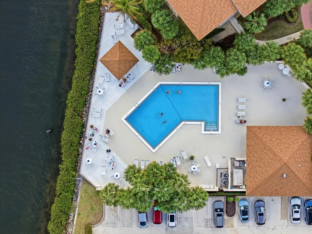 2101 Marina Isle Way Jupiter FL 33477
