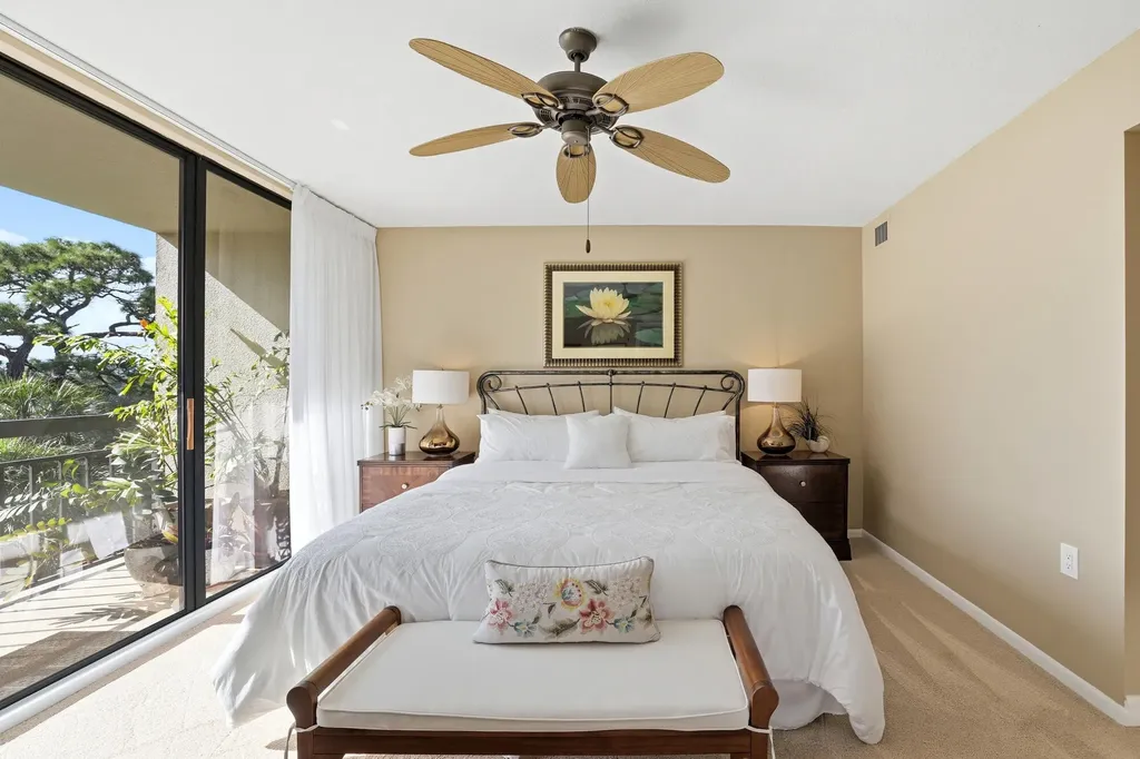 2101 Marina Isle Way Jupiter FL 33477
