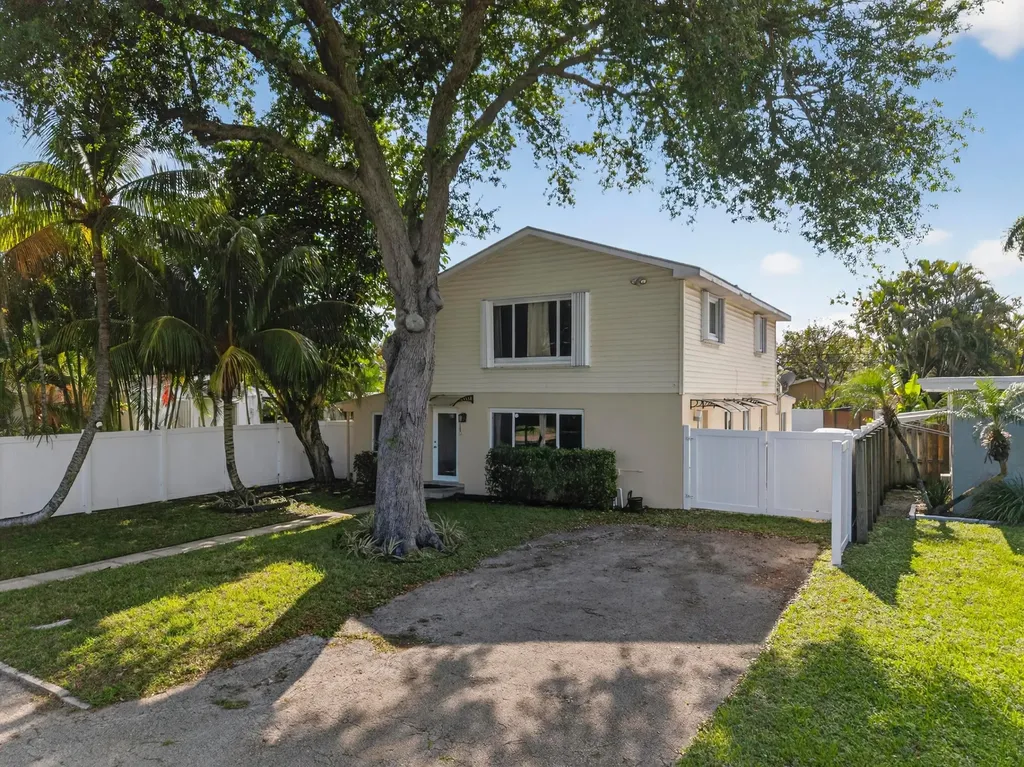 1503 NE 18th Avenue Fort Lauderdale FL 33304