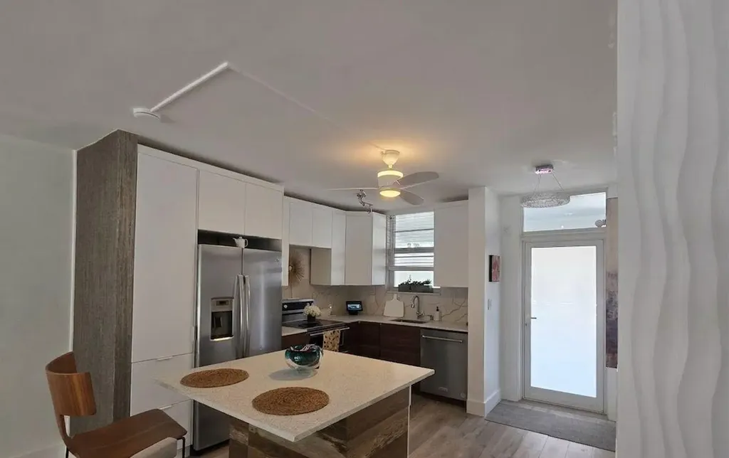 1790 E Las Olas Boulevard Fort Lauderdale FL 33301