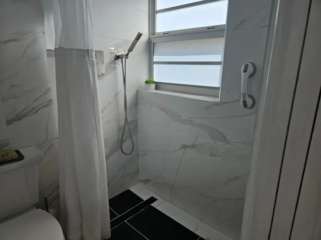 1790 E Las Olas Boulevard Fort Lauderdale FL 33301