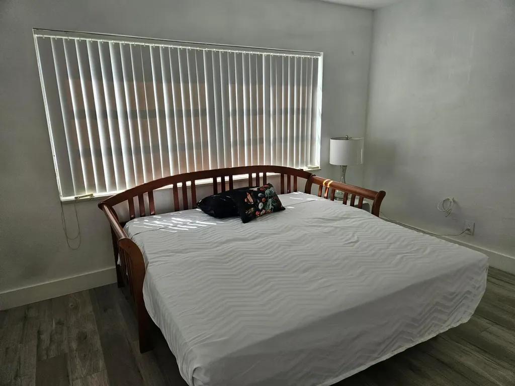 1790 E Las Olas Boulevard Fort Lauderdale FL 33301