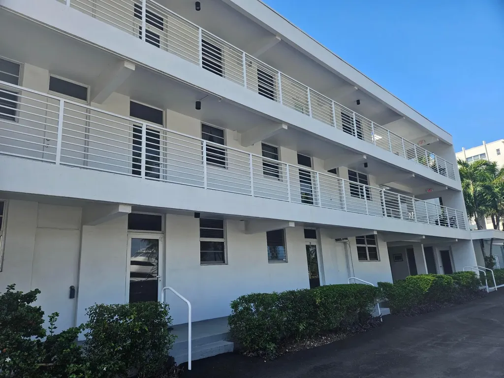 1790 E Las Olas Boulevard Fort Lauderdale FL 33301