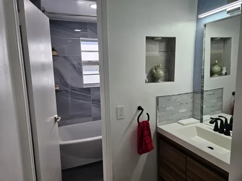 1790 E Las Olas Boulevard Fort Lauderdale FL 33301