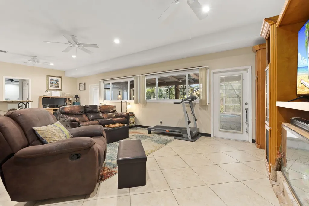 4134 SW Alice Street Port St Lucie FL 34953