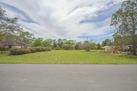 8065 126th Street Sebastian FL 32958