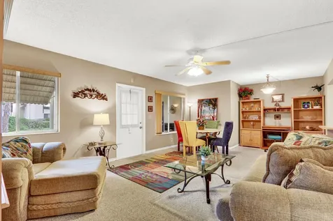 338 Knotty Pine Circle Greenacres FL 33463