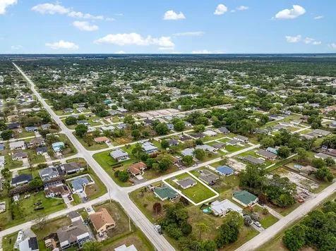 8275 105th Court Vero Beach FL 32967