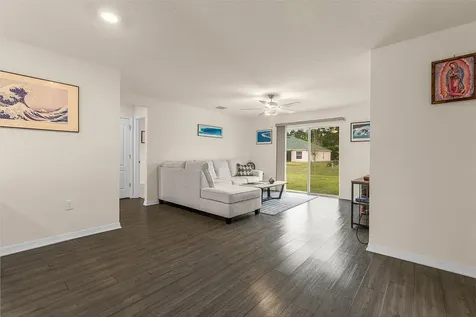 8275 105th Court Vero Beach FL 32967