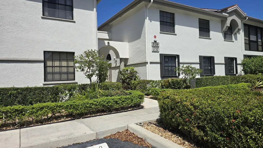 5139 Floria Way Boynton Beach FL 33437
