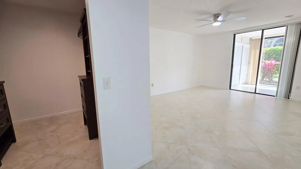5139 Floria Way Boynton Beach FL 33437