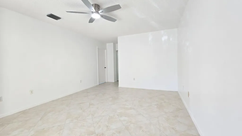 5139 Floria Way Boynton Beach FL 33437