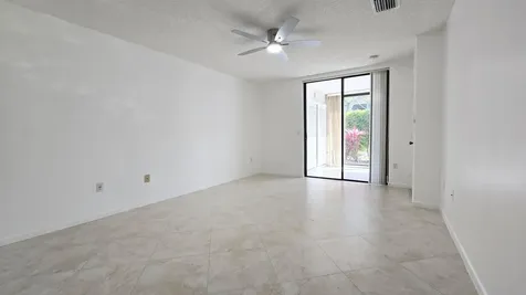 5139 Floria Way Boynton Beach FL 33437