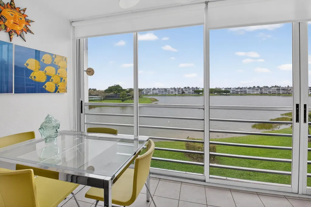 3085 E Exeter E Boca Raton FL 33434
