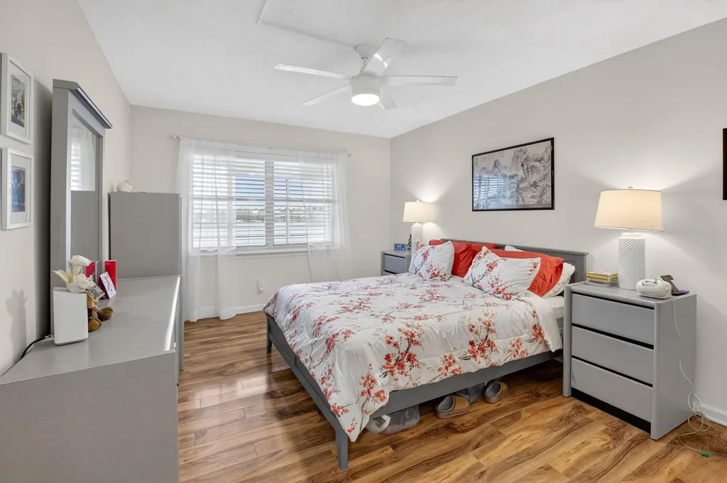 3085 E Exeter E Boca Raton FL 33434