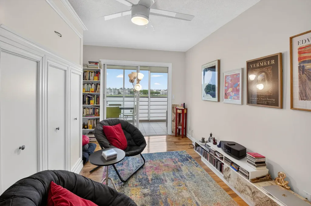 3085 E Exeter E Boca Raton FL 33434