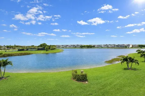 3085 E Exeter E Boca Raton FL 33434