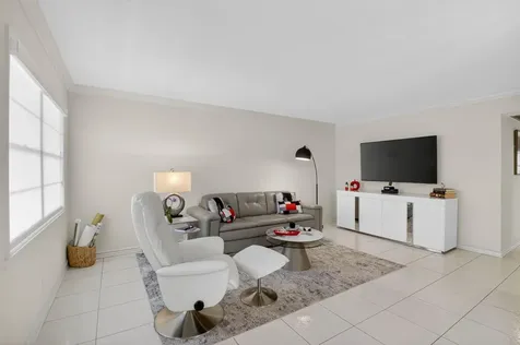 3085 E Exeter E Boca Raton FL 33434
