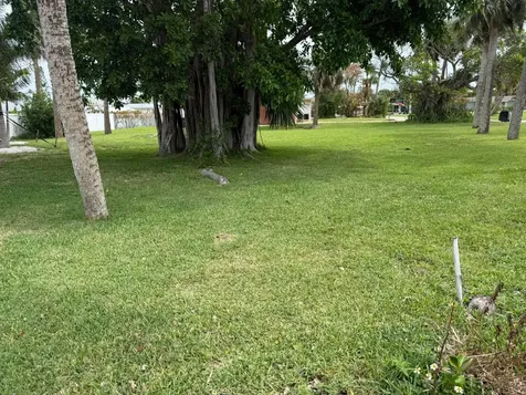 00 Coral Circle Hutchinson Island FL 34949