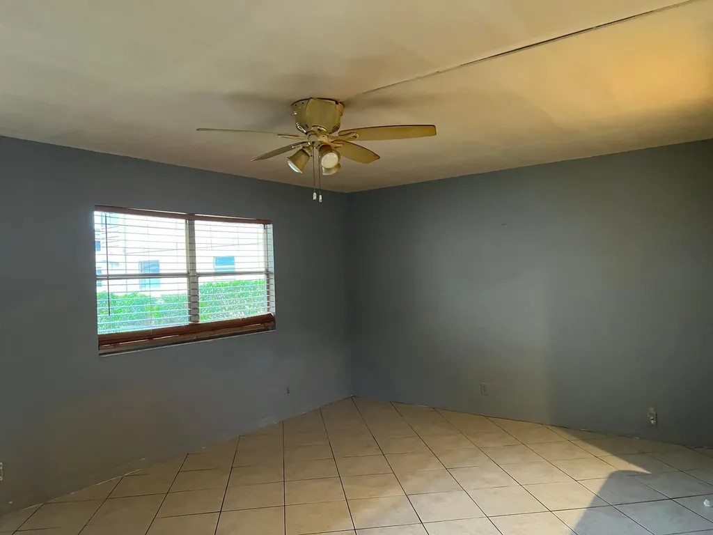 642 N Brittany Delray Beach FL 33446
