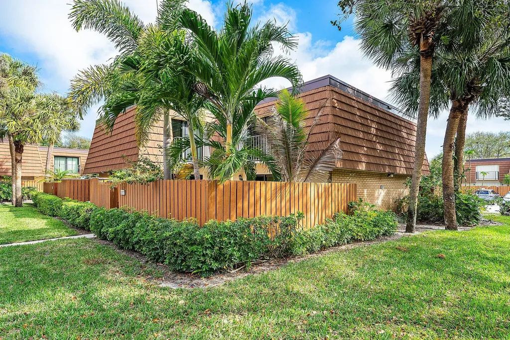 2715 27th Court Jupiter FL 33477