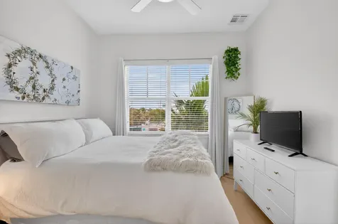 180 NE 6th Avenue Delray Beach FL 33483