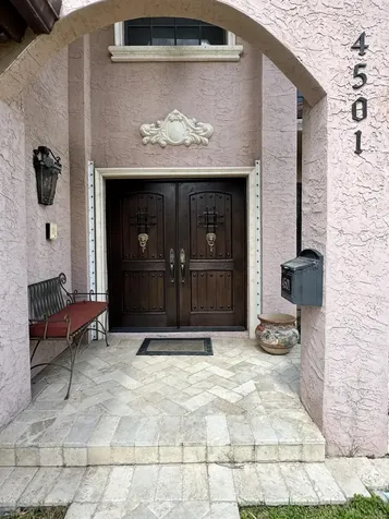 4501 SW 10th Street Miami FL 33134