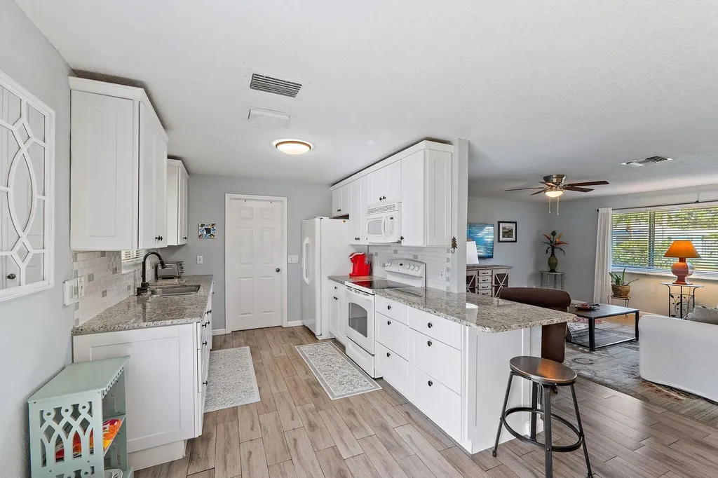 372 Franklin Road Jupiter FL 33469