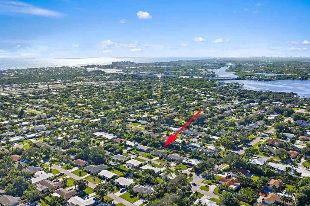 372 Franklin Road Jupiter FL 33469