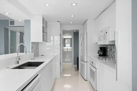 1620 S Ocean Boulevard Lauderdale By The Sea FL 33062