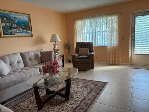 115 Camden E West Palm Beach FL 33417