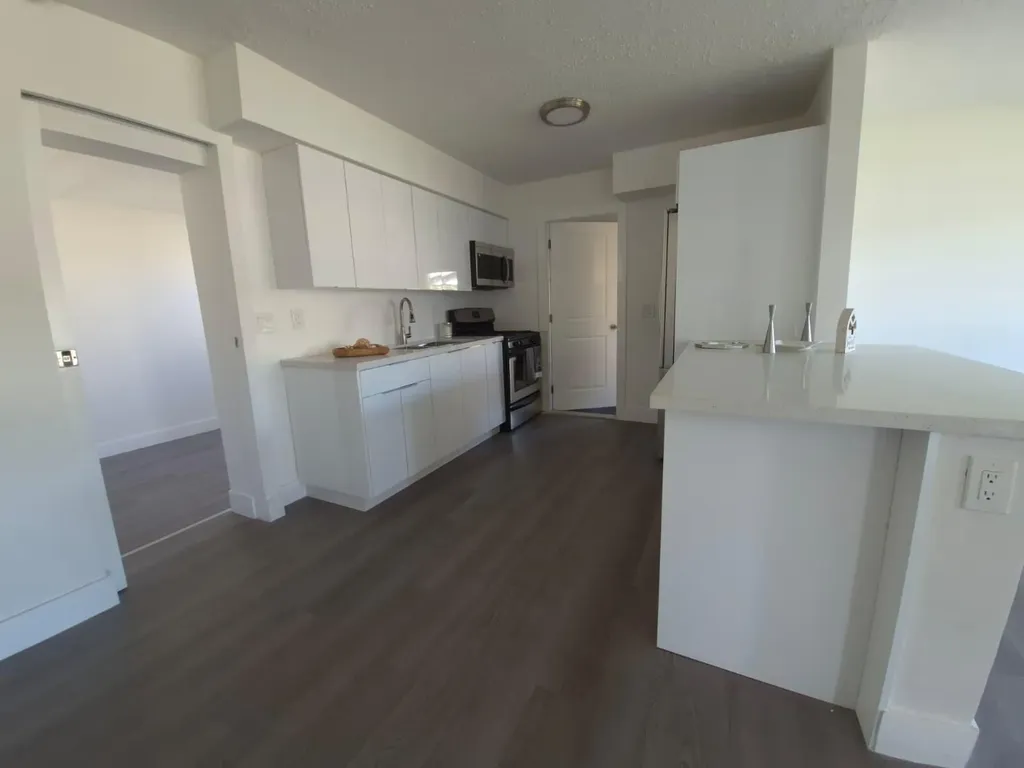 9040 NW 26th Place Sunrise FL 33322