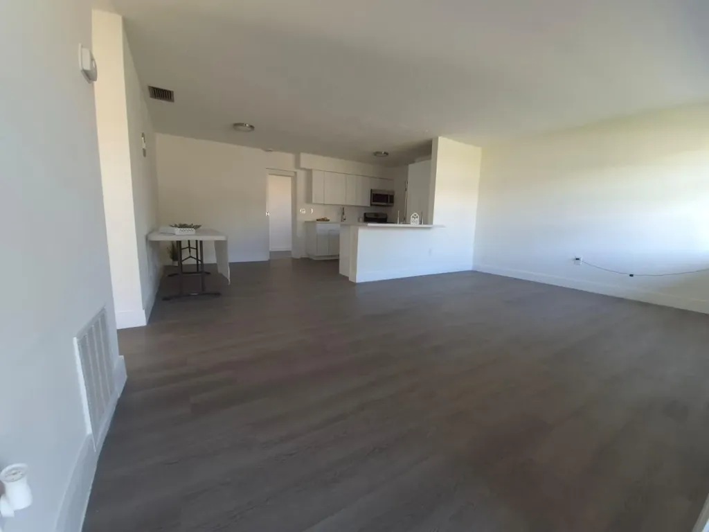 9040 NW 26th Place Sunrise FL 33322