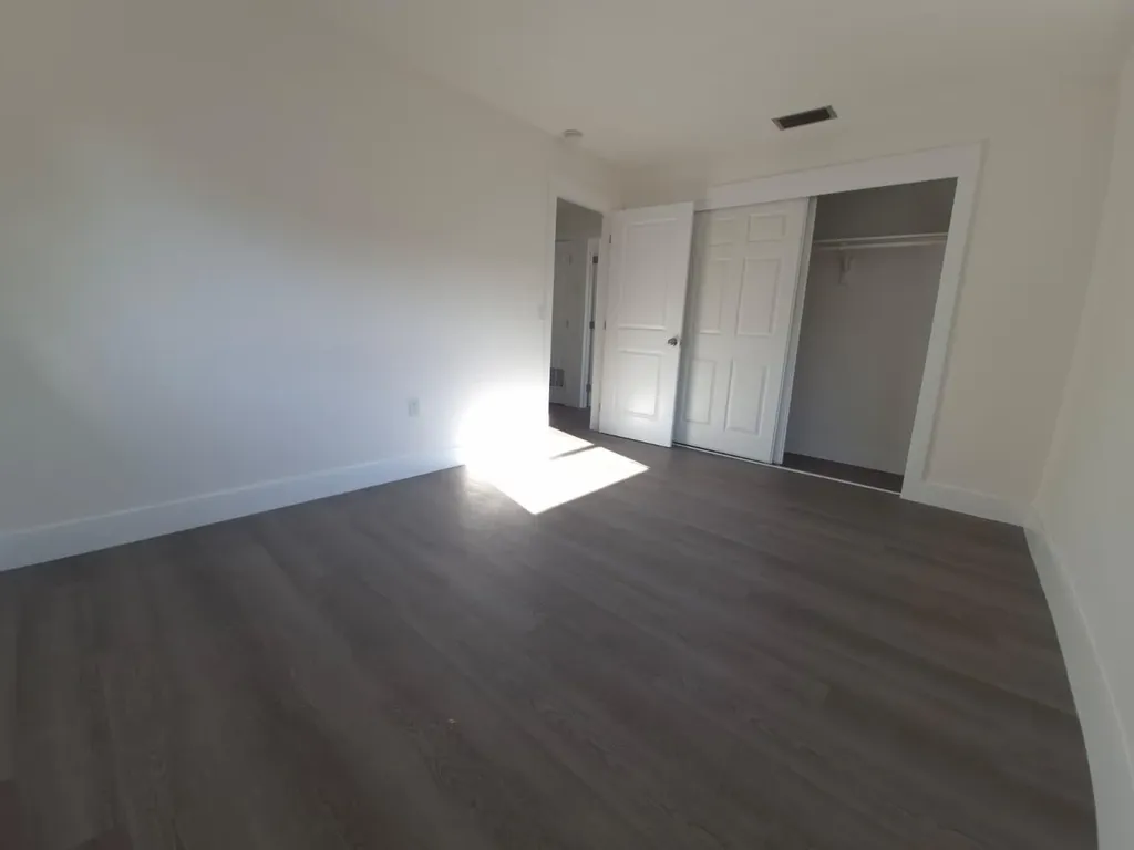 9040 NW 26th Place Sunrise FL 33322