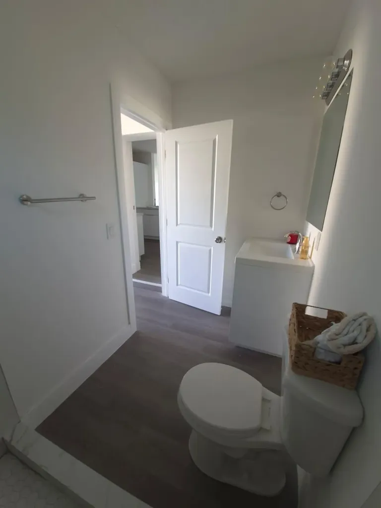 9040 NW 26th Place Sunrise FL 33322
