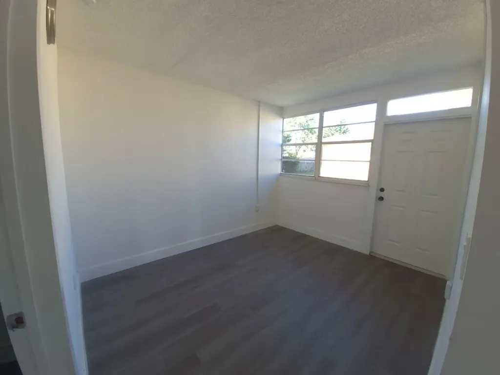 9040 NW 26th Place Sunrise FL 33322