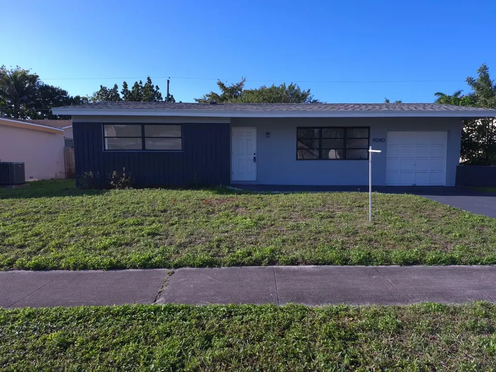 9040 NW 26th Place Sunrise FL 33322