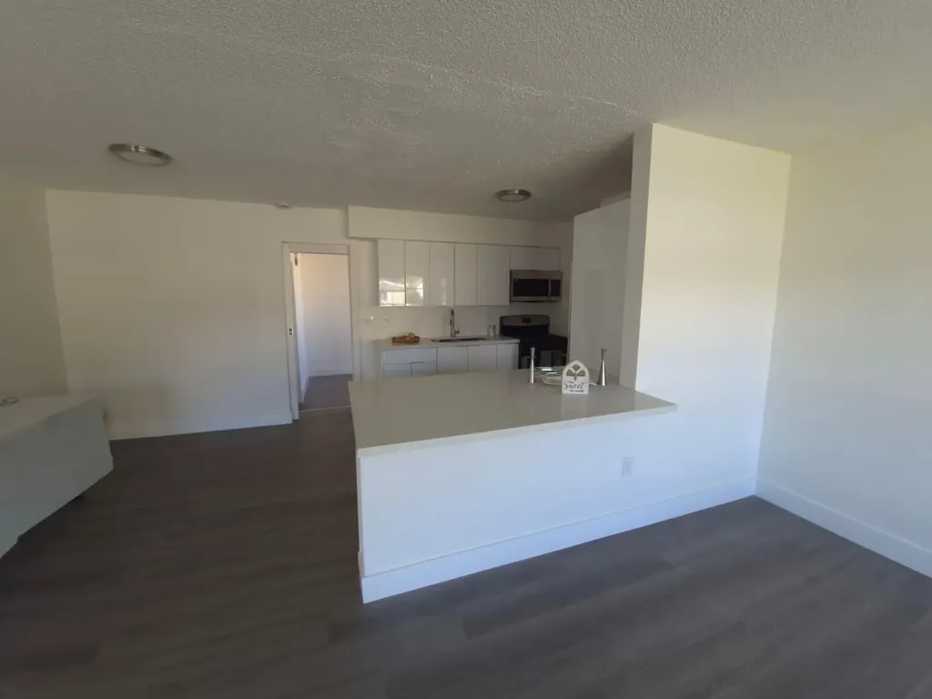 9040 NW 26th Place Sunrise FL 33322