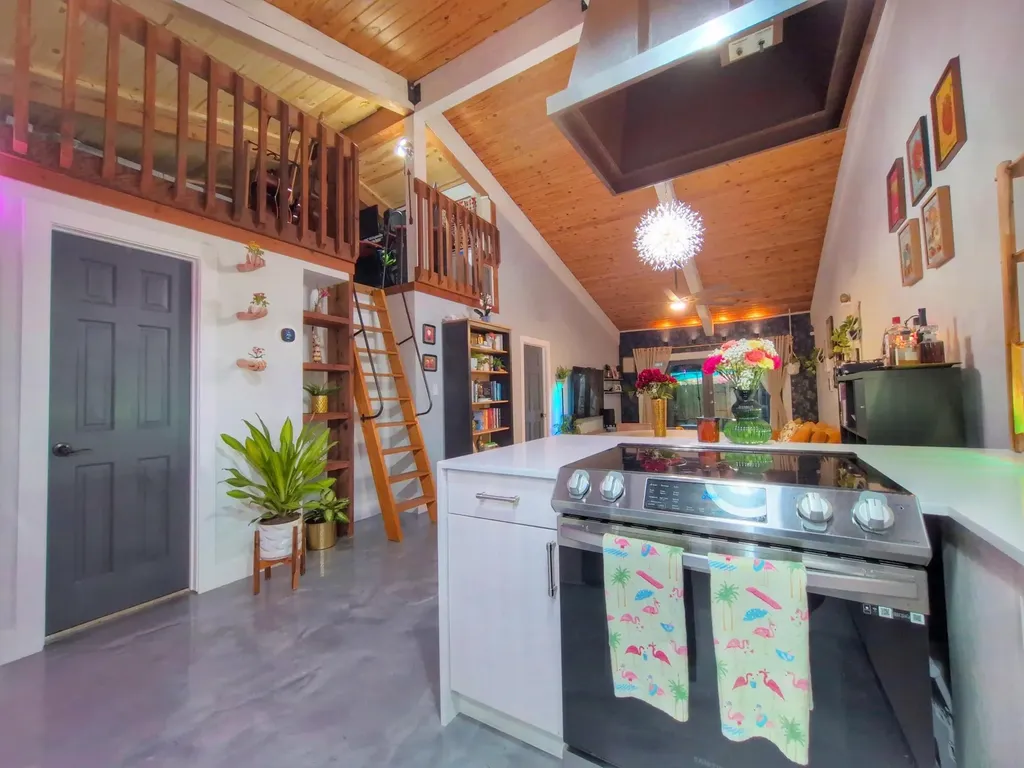 10180 E Cypress Court Pembroke Pines FL 33026