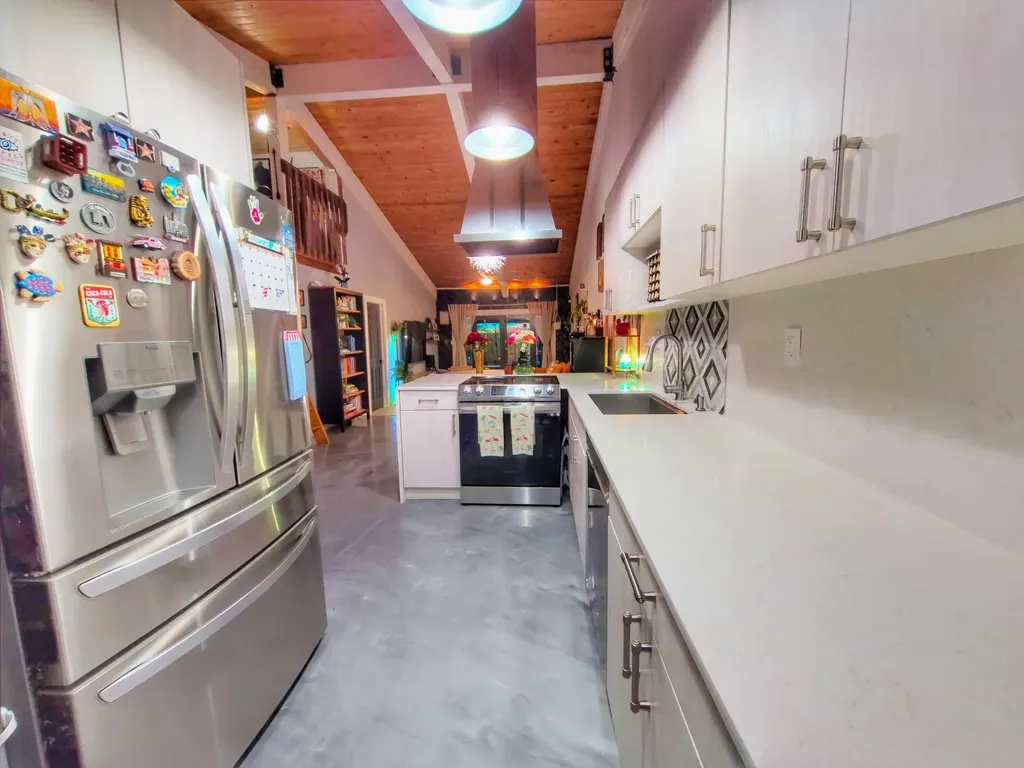 10180 E Cypress Court Pembroke Pines FL 33026