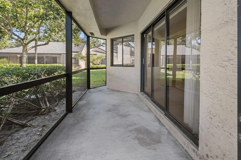 124 Chelsea Lane S Plantation FL 33324