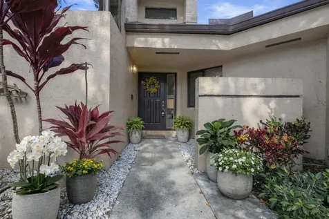 124 Chelsea Lane S Plantation FL 33324