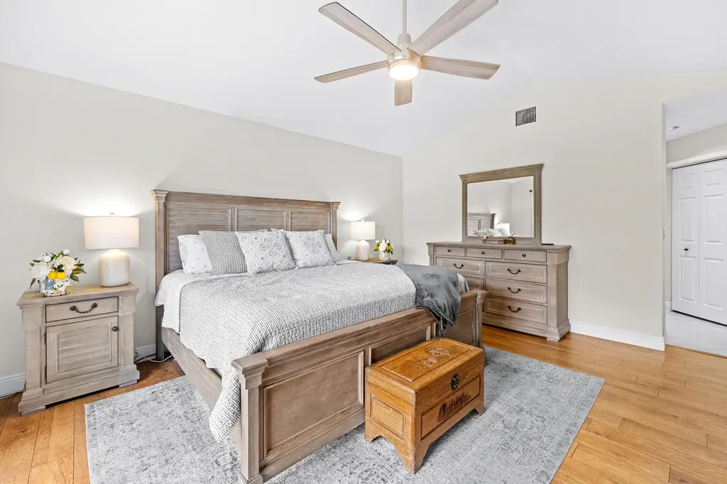 218 W Canterbury Drive W Palm Beach Gardens FL 33418