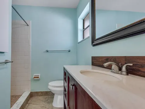 2016 SW Golf Lane SW Boynton Beach FL 33426