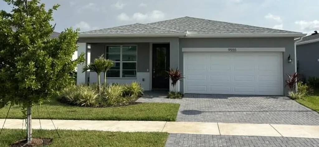 9555 SW Indra Way Port St Lucie FL 34987