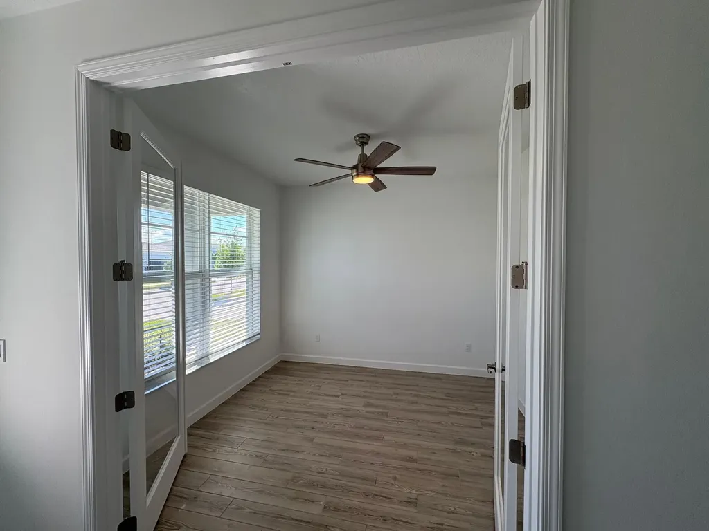 9555 SW Indra Way Port St Lucie FL 34987