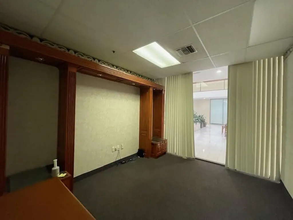 631 Us-1 North Palm Beach FL 33408