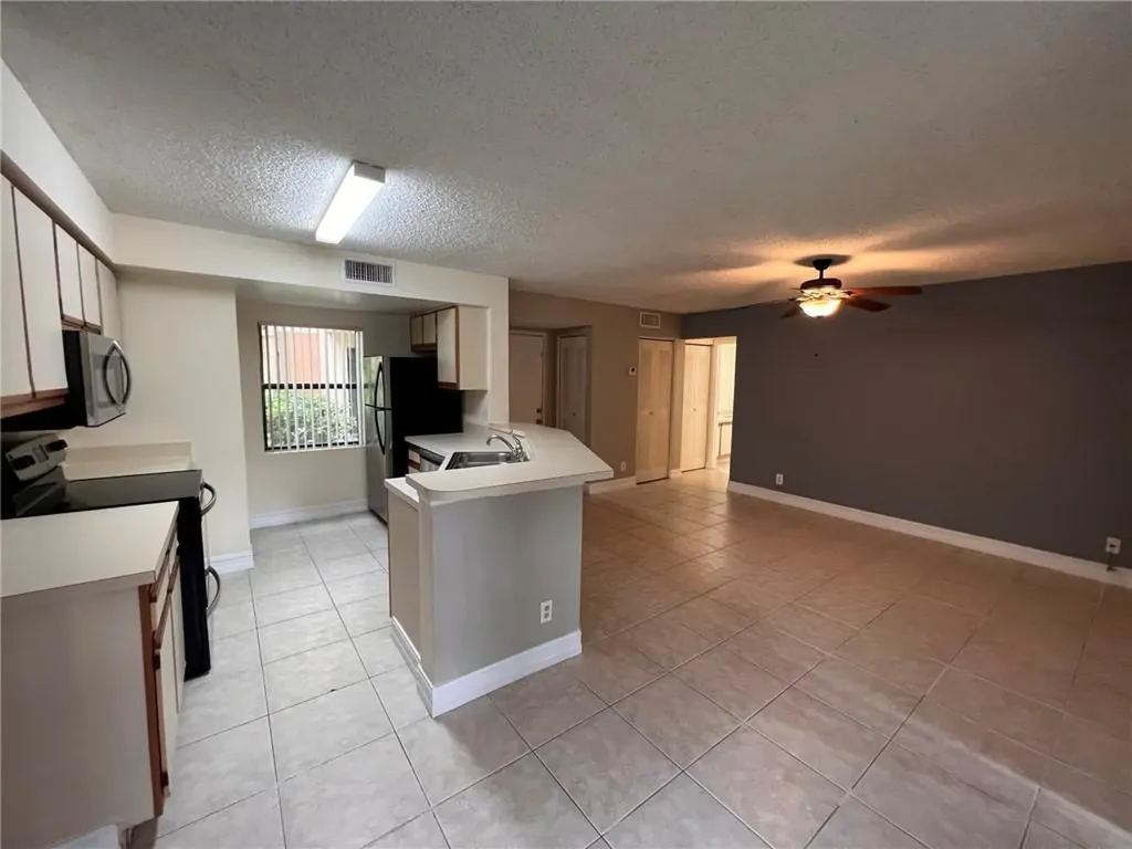 9999 Summerbreeze Drive Sunrise FL 33322