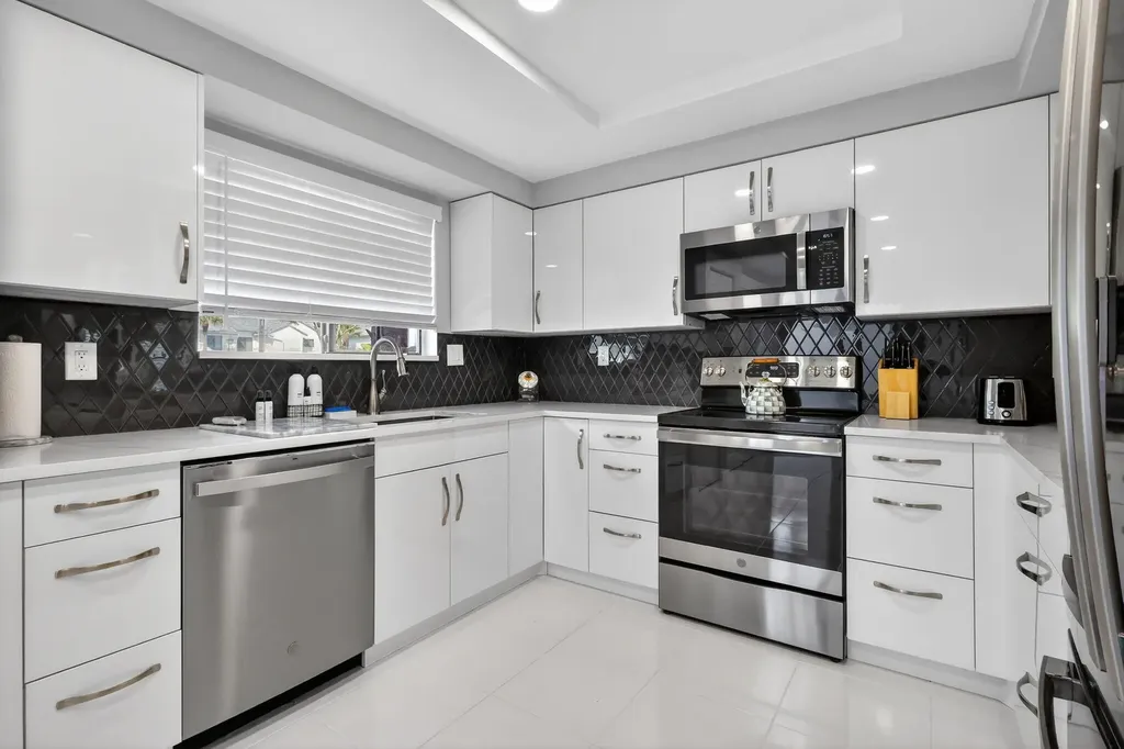 15678 Loch Maree Lane Delray Beach FL 33446